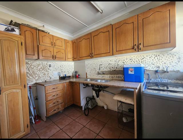 5 BEDROOM HOUSE FOR SALE IN MEYERTON CENTRAL